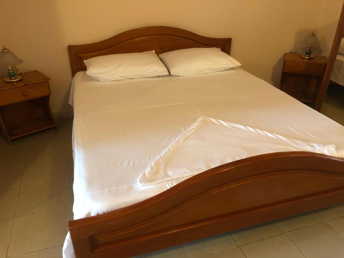 Villa Pepeto Durres Albania Екстериор снимка