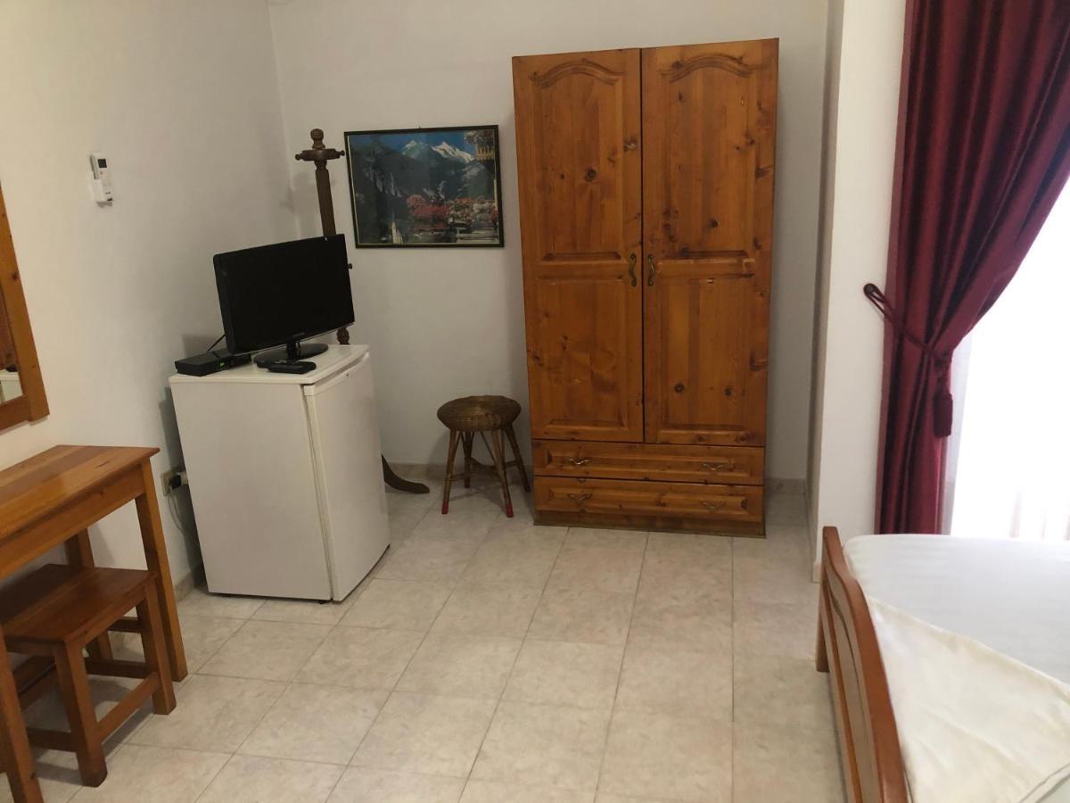 Villa Pepeto Durres Albania Екстериор снимка